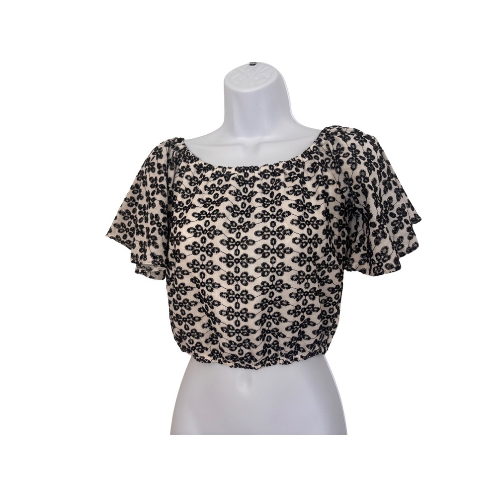 Harper Heritage Crop Top Small White Black Embroidered Boho Cottagecore Twee
